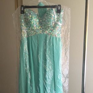 Aqua Prom dress